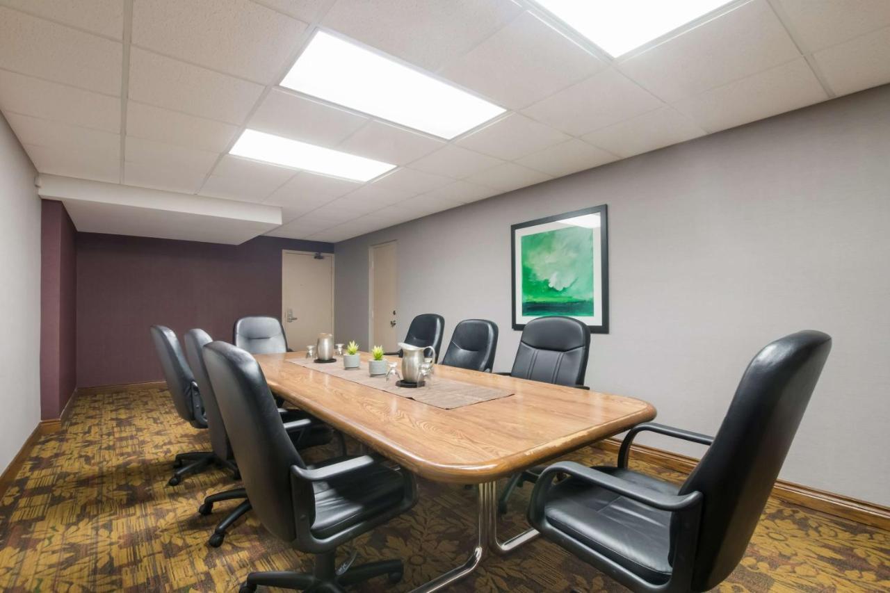 Best Western St Catharines Hotel & Conference Centre Sainte-Catherine Dış mekan fotoğraf