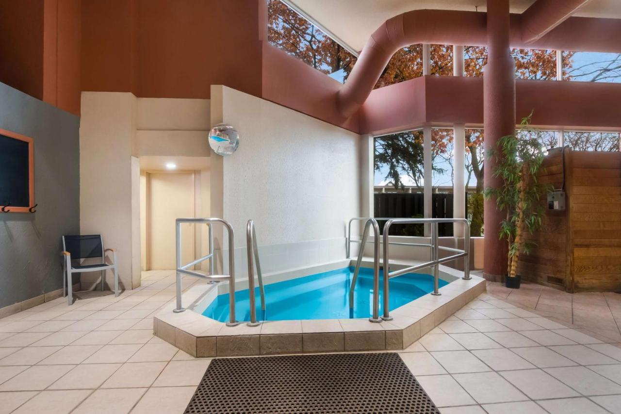Best Western St Catharines Hotel & Conference Centre Sainte-Catherine Dış mekan fotoğraf